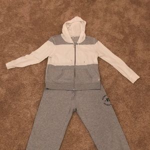 Victoria’s Secret Gray/White Sweat Outfit